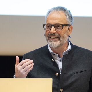 2026 Wirtschafts- und Gewerbeapéro in Domat/Ems - Mit Erich Kohler